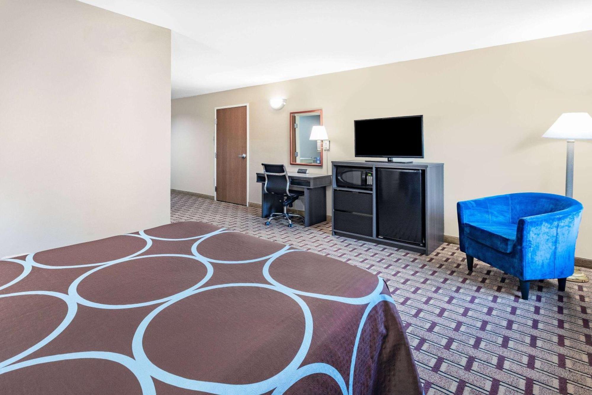 Super 8 By Wyndham Marysville/Port Huron Area Exterior photo