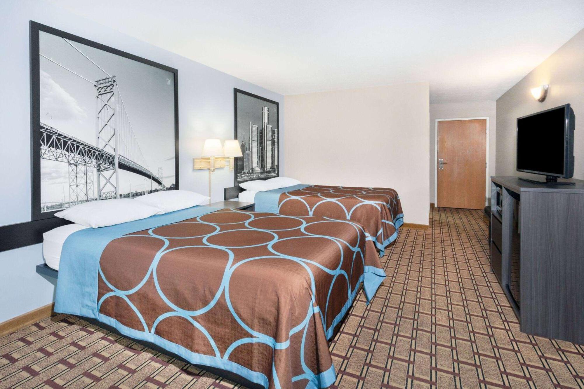 Super 8 By Wyndham Marysville/Port Huron Area Exterior photo