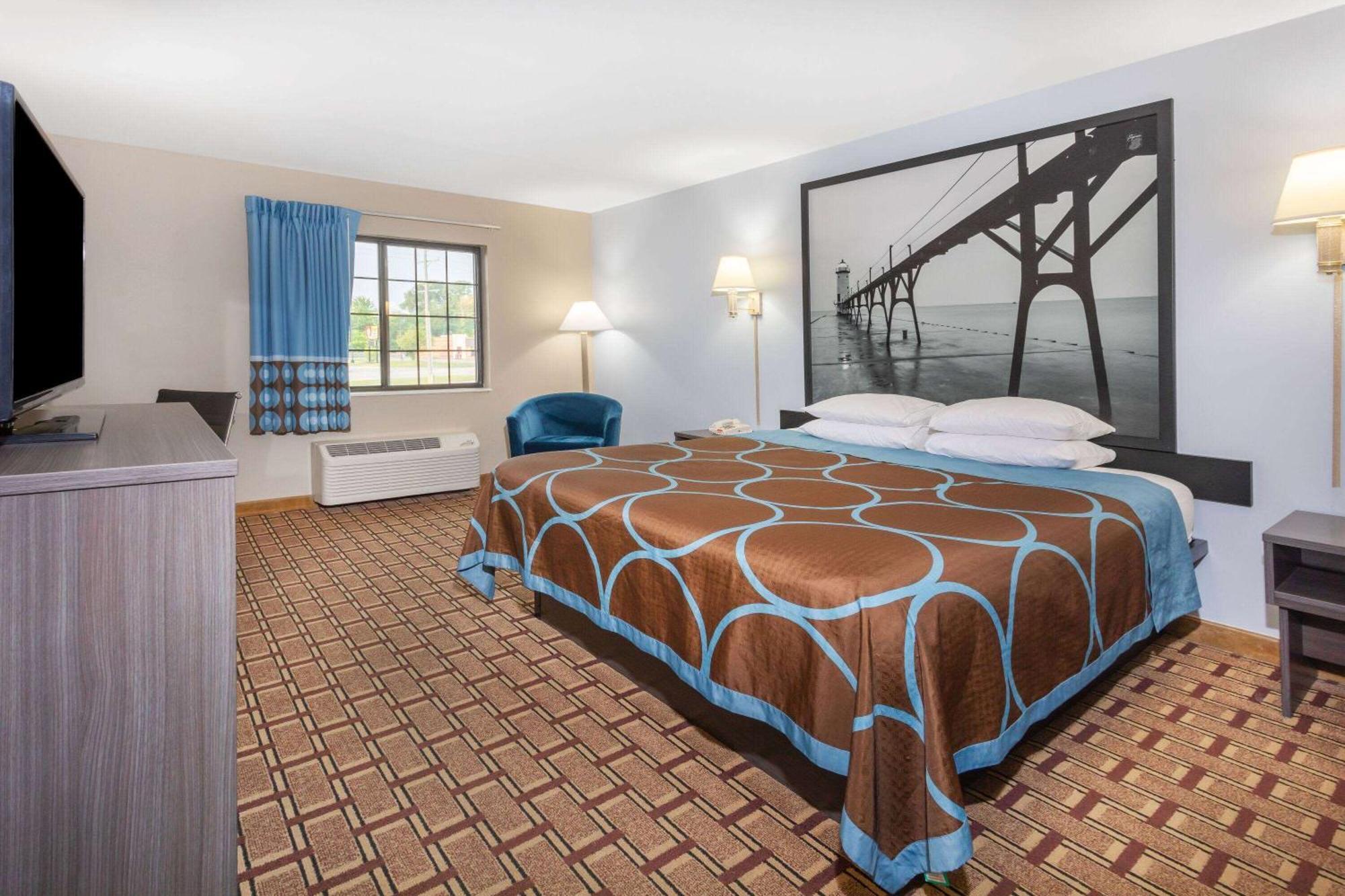 Super 8 By Wyndham Marysville/Port Huron Area Exterior photo